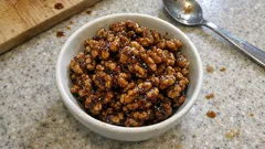 鍋ひとつで簡単、くるみの甘露煮—とろり甘辛だれが絡む作り置きレシピ