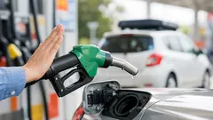 満タン給油は燃費に不利?重さの影響を数字で検証してムダな出費を減らす