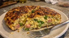 エアフライヤーで焼くだけ:残りパスタがごちそうに変わる「スパゲッティのフリッタータ」