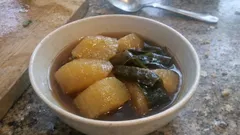 麺つゆだけで味が決まる「大根と昆布の煮物」—しみしみになる簡単レシピ