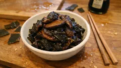 ご飯がすすむ、椎茸の佃煮—昆布だしで“お土産みたいな味”に煮含める作り方