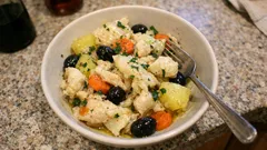 鍋ひとつで簡単。干しダラとじゃがいもの定番「バッカラ・コン・パターテ」