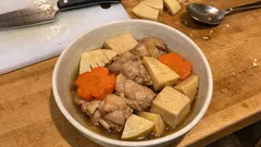 春の定番、鶏もも×タケノコ×高野豆腐のやさしい煮物—冷まして味しみ