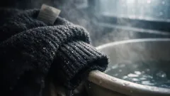 ニットが縮む原因は水分・摩擦・干し方だった 自宅洗いで失敗しない基本